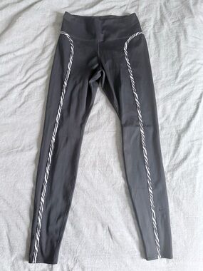 Nike Leggings with White Zebra Trim Appx. 25”  Size S